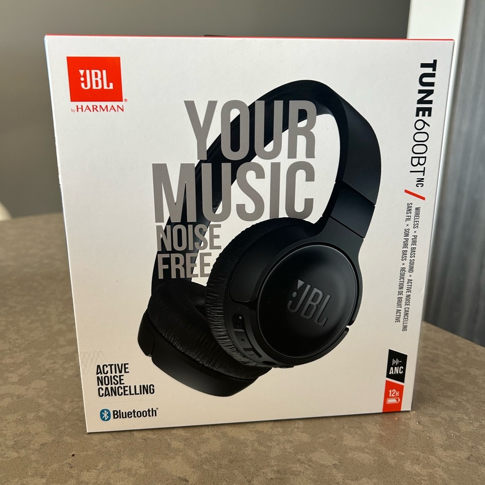 New JBL TUNE600BTNC On-Ear Wireless Headphones - Black